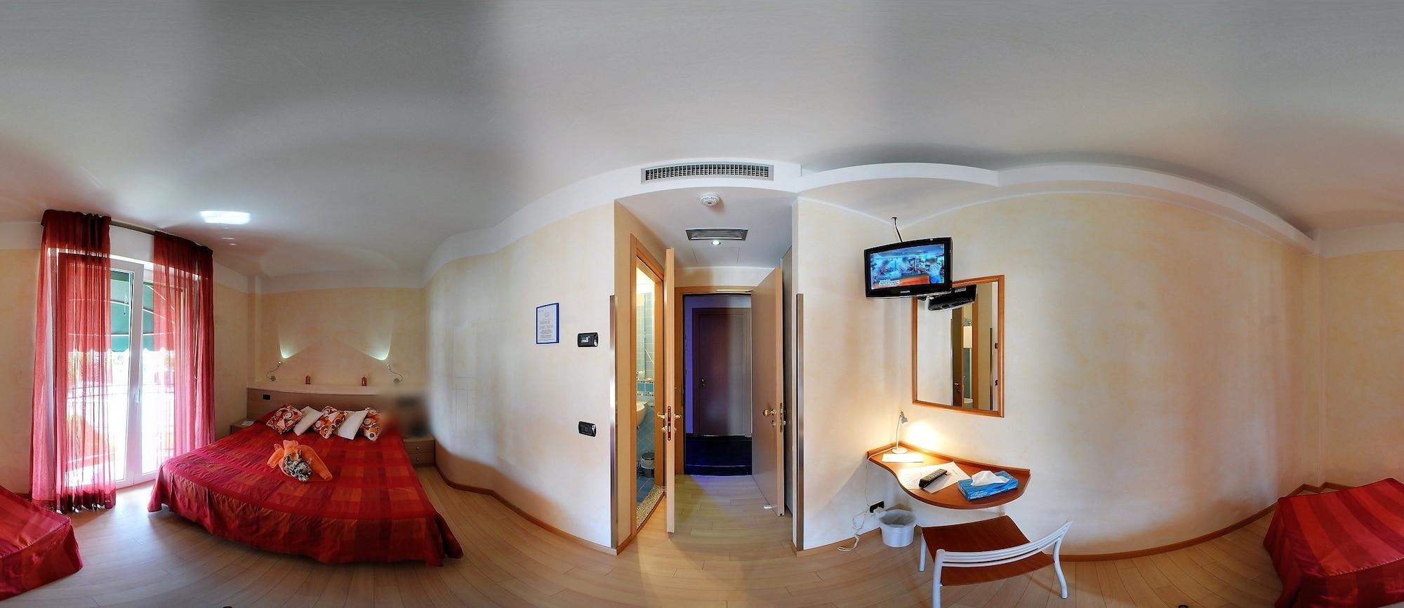 Hotel Savoia Линьяно-Саббьядоро Экстерьер фото