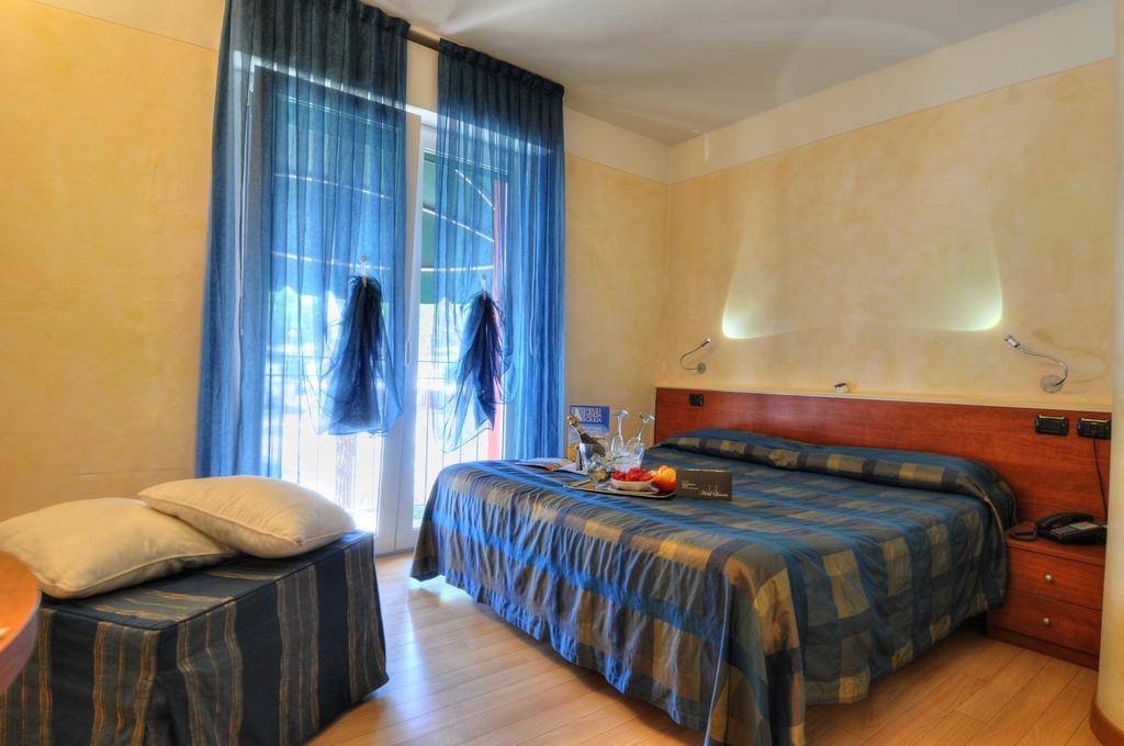 Hotel Savoia Линьяно-Саббьядоро Экстерьер фото